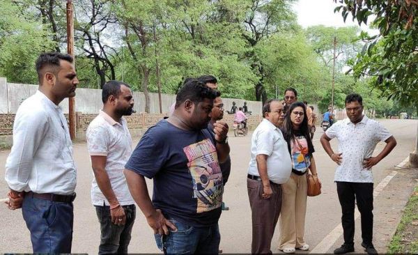 ड्राईंग डिजाईन के आधार पर करें शौचालय निर्माण