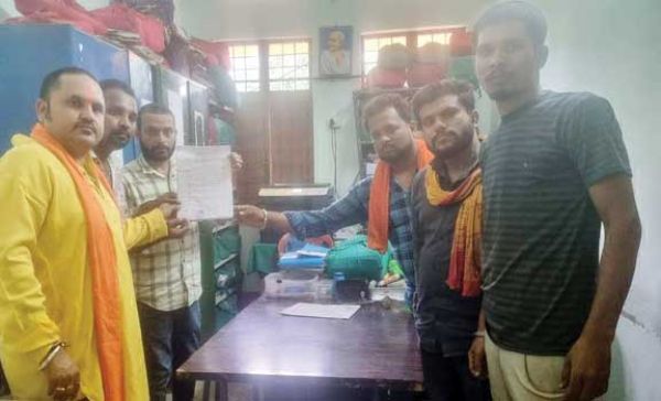  स्कूलों में हिजाब पहन कर आने पर सर्व हिंदू समाज व बजरंग दल ने जताई आपत्ति