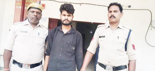 विवाहिता से छेड़छाड़, आरोपी बंदी