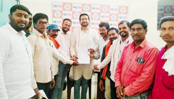 विक्रांत ने सुनी आमजनों की समस्याएं