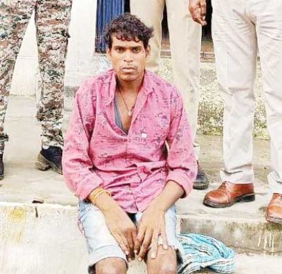 पत्नी की हत्या कर लाश खेत की मेड़ में दफनाया, गिरफ्तार