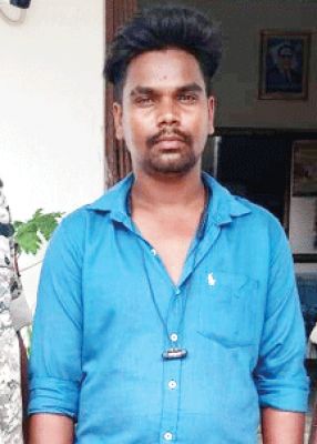 सट्टा-पर्ची के साथ एक गिरफ्तार