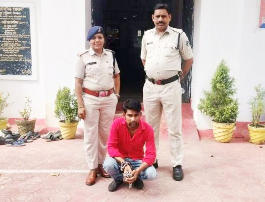 फेसबुक पर दोस्ती, रेप-ब्लैकमेल, आरोपी भोपाल से बंदी