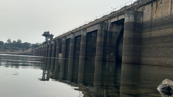  भारी बारिश से गंगरेल में रिकॉर्ड 24 हजार क्यूसेक आवक, निचली बस्तियां डूबी 