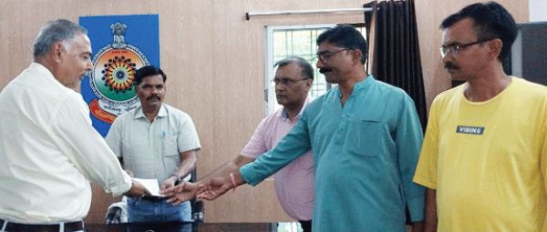 प्रियंका गांधी पर टिप्पणी, शिकायत