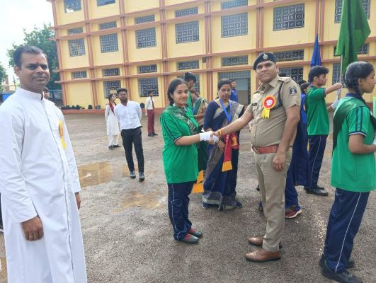 वाईडनर स्कूल में शपथ ग्रहण समारोह आयोजित