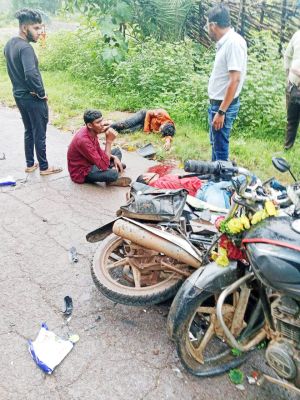 बाइक भिड़ंत में एक की मौत, एक जख्मी