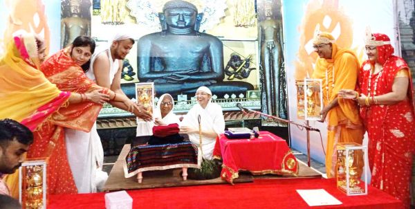 चातुर्मास कलश स्थापना के बाद भक्तांबर शिविर शुरू