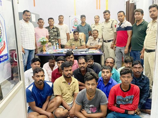 14 जुआरी पकड़ाए
