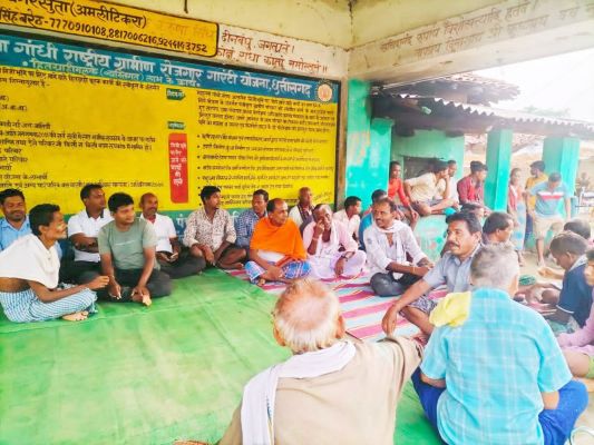 कोल ब्लॉक के विरोध में ग्रामीण लामबंद, बैठकों का दौर