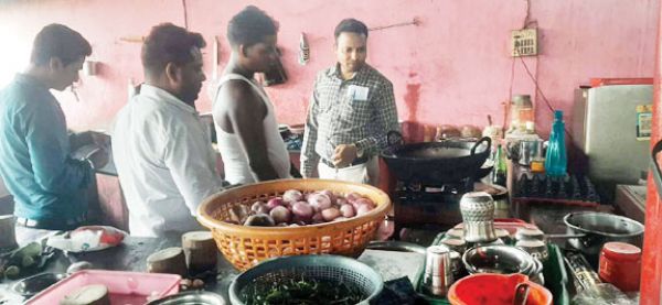 किराना दुकान-होटलों का निरीक्षण, नोटिस