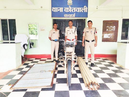 चोरी का आरोपी नाबालिग पकड़ाया