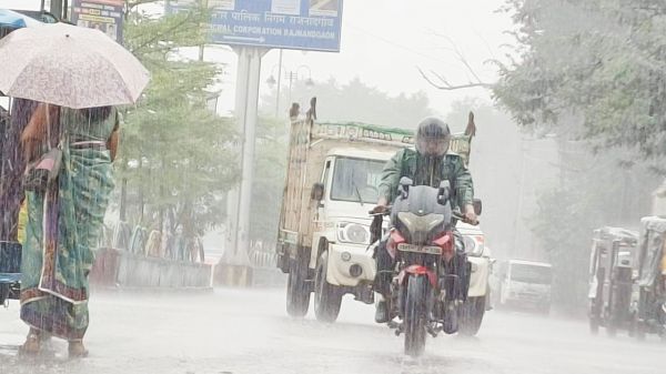 दोपहर बाद शहर में झमाझम बारिश
