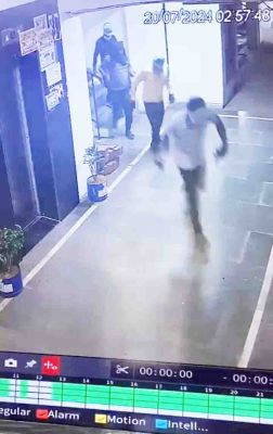 सूने मकान से लाखों की चोरी
