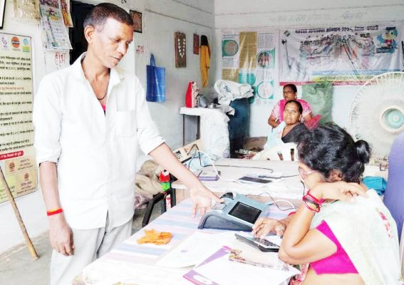 2.44 लाख राशन कार्ड परिवार, 2.36 लाख ने कराया नवीनीकरण, अगस्त का भी मिलेगा राशन