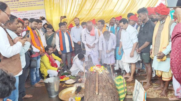 पाट जात्रा पूजा विधान के साथ बस्तर दशहरा पर्व शुरू 