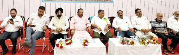 पीजी कॉलेज में दीक्षारंभ समारोह