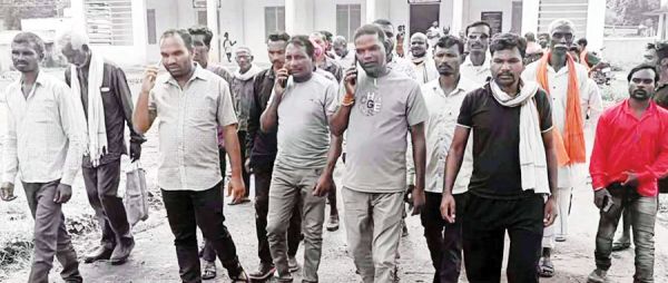 हड़ताल के बीच हटाए गए संकुल समन्वयक मूल पद में हुए वापस