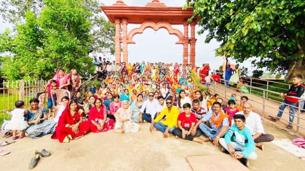 वार्ड वासियों ने किया कौशल्या धाम का दर्शन