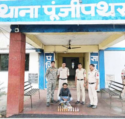 शराब जब्त, 2 गिरफ्तार