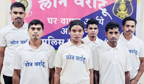 एक ईनामी समेत आधा दर्जन नक्सलियों का समर्पण