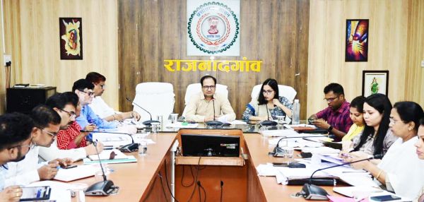 स्वच्छता का पालन नहीं करने वालों पर लगाएं अर्थदंड