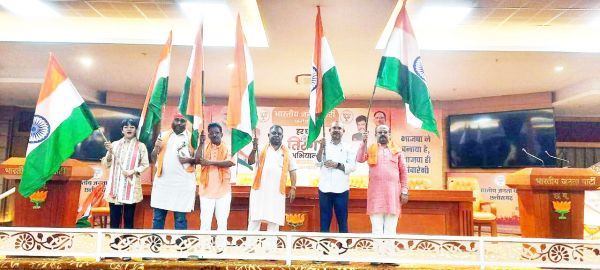 तिरंगा यात्रा को लेकर जिले में चलेगा व्यापक अभियान -रमेश