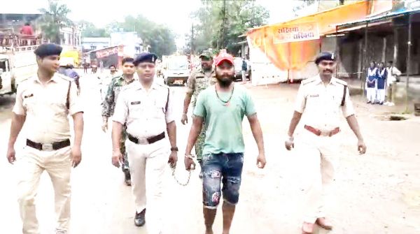 बहन को पैदल छोडऩे जा रहे भाई  से मारपीट- धमकी, मोबाइल  छीना, आरोपी गिरफ्तार