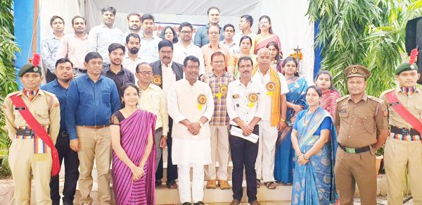 राजीव लोचन कॉलेज का  दीक्षारंभ समारोह 