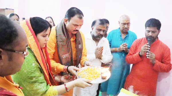 स्वास्थ्य मंत्री ने कांवरिया सेवा कार्य की सराहना की