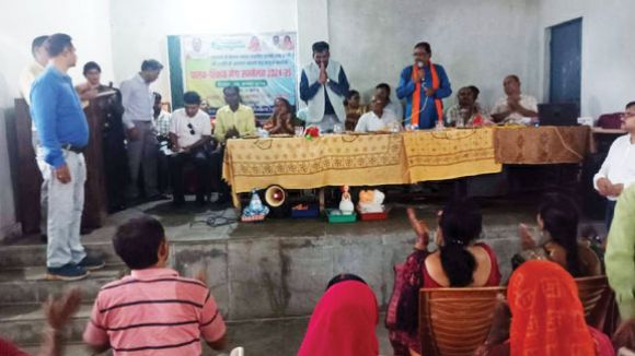 संकुल स्तरीय पालक शिक्षक संवाद मेगा सम्मेलन