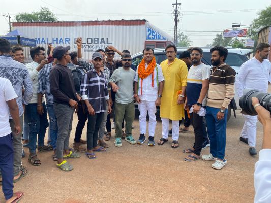 बैज के समक्ष मेहुल ने शहर अध्यक्ष के लिए की दावेदारी
