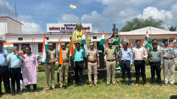 नागरिकों को दिया राष्ट्रप्रेम का संदेश
