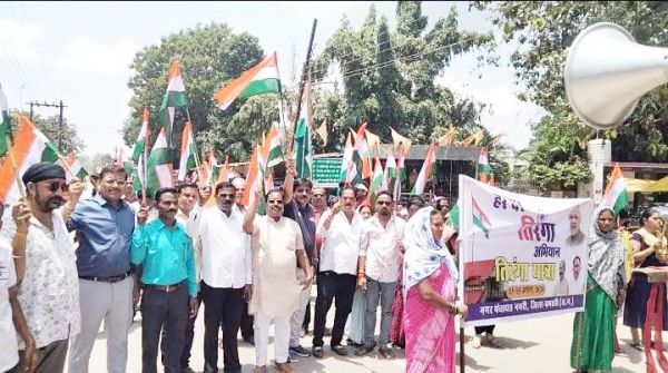 तिंरगा यात्रा में शामिल हुए भाजपा जिलाध्यक्ष