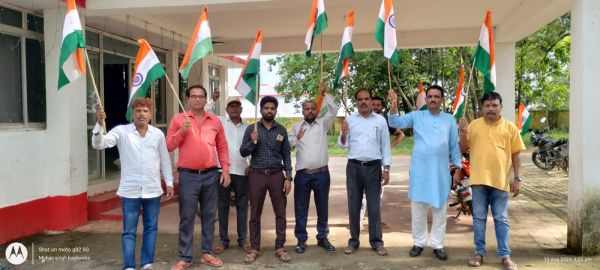 हर घर तिरंगा अभियान चलाया