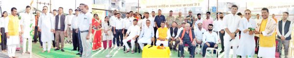 विधायक रोहित ने किया ध्वजारोहण