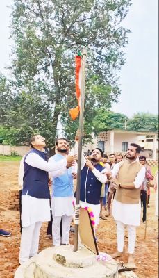 सभापति सुनील निर्मलकर  ने किया ध्वजारोहण