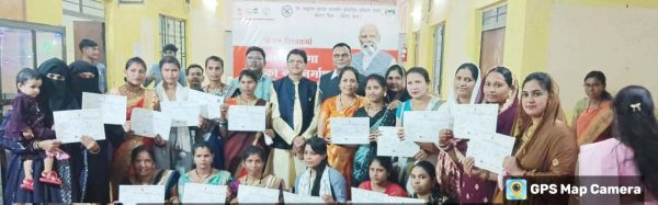 ​प्रधानमंत्री विश्वकर्मा योजना: प्रशिक्षण प्राप्त 56 हितग्रहियों को मिला प्रमाण पत्र