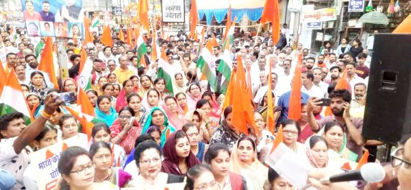 बांग्लादेश में हिन्दुओं पर अत्याचार, विरोध में सर्व हिन्दू समाज ने निकाली आक्रोश रैली