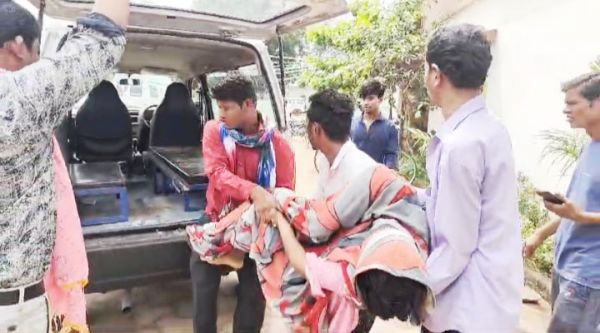 सांप के काटने से युवती की मौत