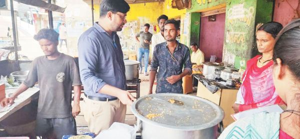 मिलावट, 6 दुकानदारों पर 1 लाख 60 हजार जुर्माना