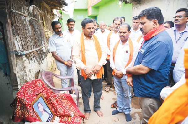 उपमुख्यमंत्री शर्मा ने गायत्री कौशिक को दी श्रद्धांजलि