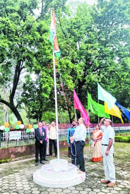 केंद्रीय विद्यालय में हर्षोल्लास  के साथ मना स्वतंत्रता दिवस