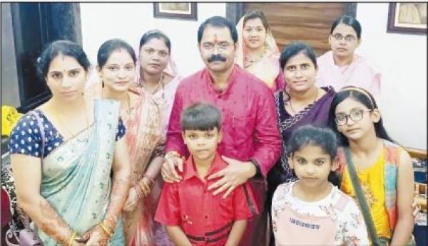 नगर साहू समाज महिला प्रकोष्ठ ने विधायक को बांधी राखी