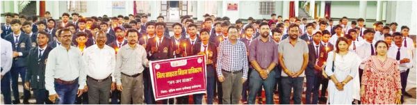 जन-जन को साक्षर बनाने शपथ