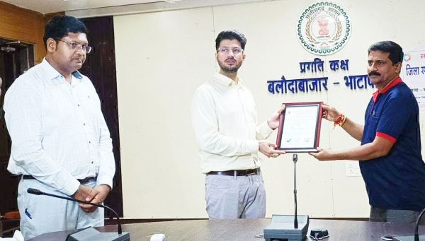 बलौदाबाजार में जल्द ही सहकारी समिति करेंगे प्रधानमंत्री जनऔषधि सेंटर का संचालन