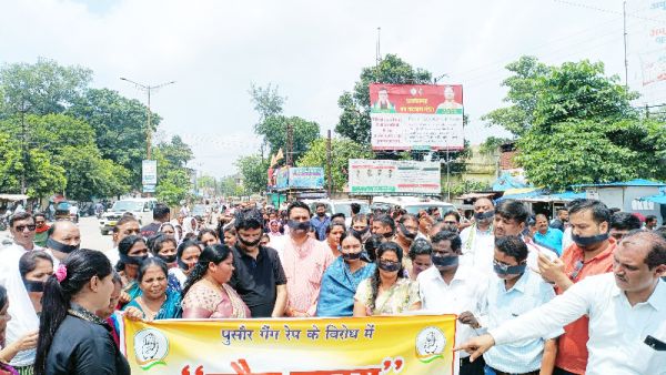 गैंगरेप मामले में पूर्व मंत्री उमेश ने सरकार को घेरा