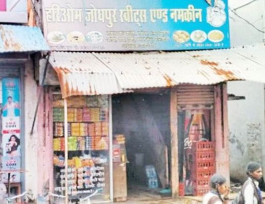 तीन दुकानों में चोरी, गल्ले से पार किए 1 लाख से अधिक