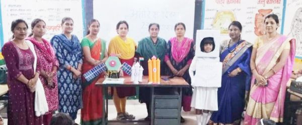 कस्तूरबा विद्यालय में राष्ट्रीय अंतरिक्ष दिवस