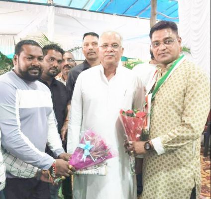 पूर्व सीएम बघेल को कन्नौजे ने दी जन्मदिन की बधाई